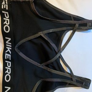 Nike Pro Sports Bra